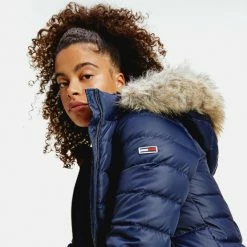 Αγορά 🌟 Μπουφάν Tommy 👖 Jeans Basic Hooded Down Γυναικείο Μπουφάν TWILIGHT NAVY ✔️ -Φτηνός Tommy-jeans Κατάστημα tommy jeans basic hooded down jacket 14
