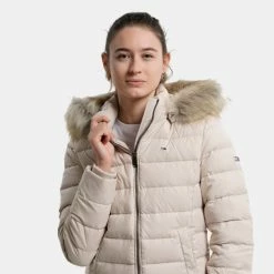 ΧΟΝΔΡΙΚΟ ΕΜΠΟΡΙΟ 👏 Μπουφάν Tommy 👖 Jeans Basic Hooded Down Γυναικείο Μπουφάν Stony Beige 👍 8 ΧΟΝΔΡΙΚΟ ΕΜΠΟΡΙΟ 👏 Μπουφάν Tommy 👖 Jeans Basic Hooded Down Γυναικείο Μπουφάν Stony Beige 👍 -Φτηνός Tommy-jeans Κατάστημα tommy jeans basic hooded down jacket 2