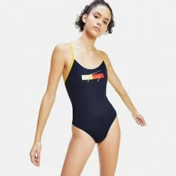 Το φθηνότερο 🥰 Γυναικεία Μαγιό Tommy 👖 Jeans Cheeky One-Piece Γυναικείο Ολόσωμο Μαγιό DESERT SKY 🤩