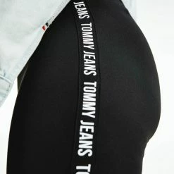 Best Pirce 🌟 Biker Shorts Tommy 👖 Jeans Skinny Tape Γυναικείο Biker Σορτς BLACK ❤️ 7 Best Pirce 🌟 Biker Shorts Tommy 👖 Jeans Skinny Tape Γυναικείο Biker Σορτς BLACK ❤️ -Φτηνός Tommy-jeans Κατάστημα tommy jeans tjw skinny tape legging short 2