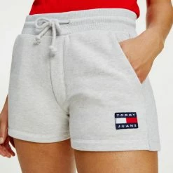 Φτηνός 🥰 Σορτς | Βερμούδες Tommy 👖 Jeans Badge Γυναικείο Σορτς Silver Grey Htr 🧨